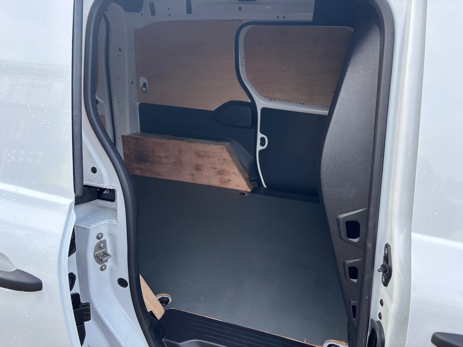 Used Renault Kangoo 2024 for sale - 76579701: Photo 6