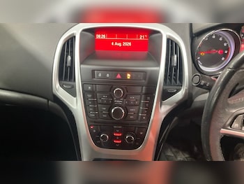 Used Vauxhall Astra 2015 for sale - 79450403: Photo