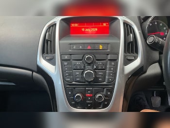 Used Vauxhall Astra 2015 for sale - 79313813: Photo