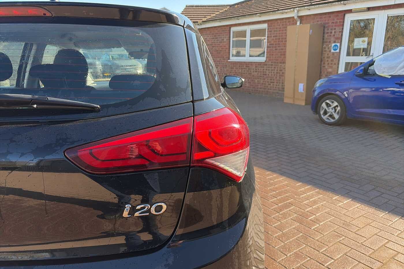 Used Hyundai i20 2017 for sale - 78021569: Photo 21