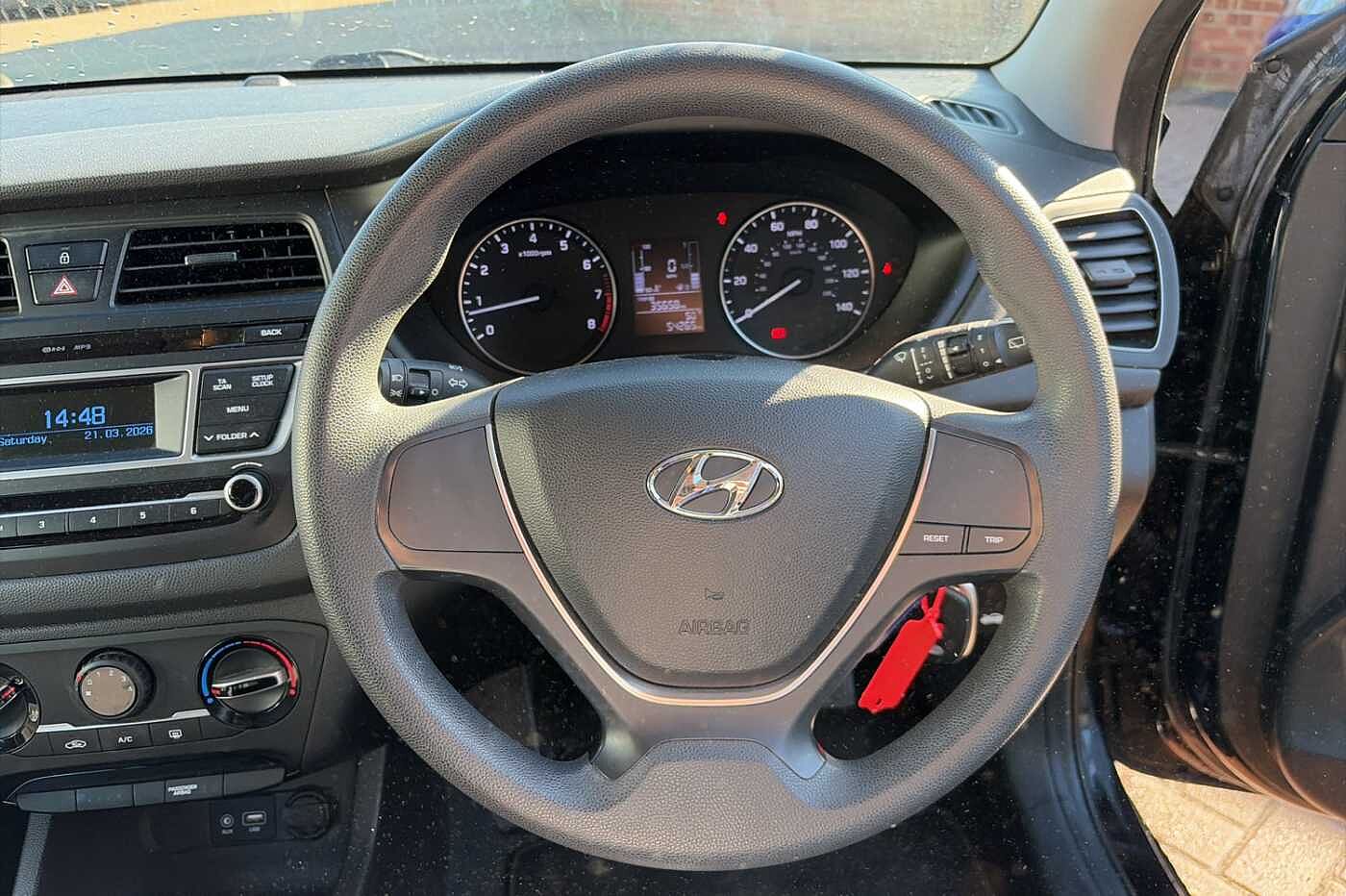 Used Hyundai i20 2017 for sale - 78021569: Photo 24