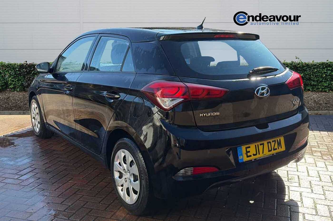 Used Hyundai i20 2017 for sale - 78021569: Photo 3