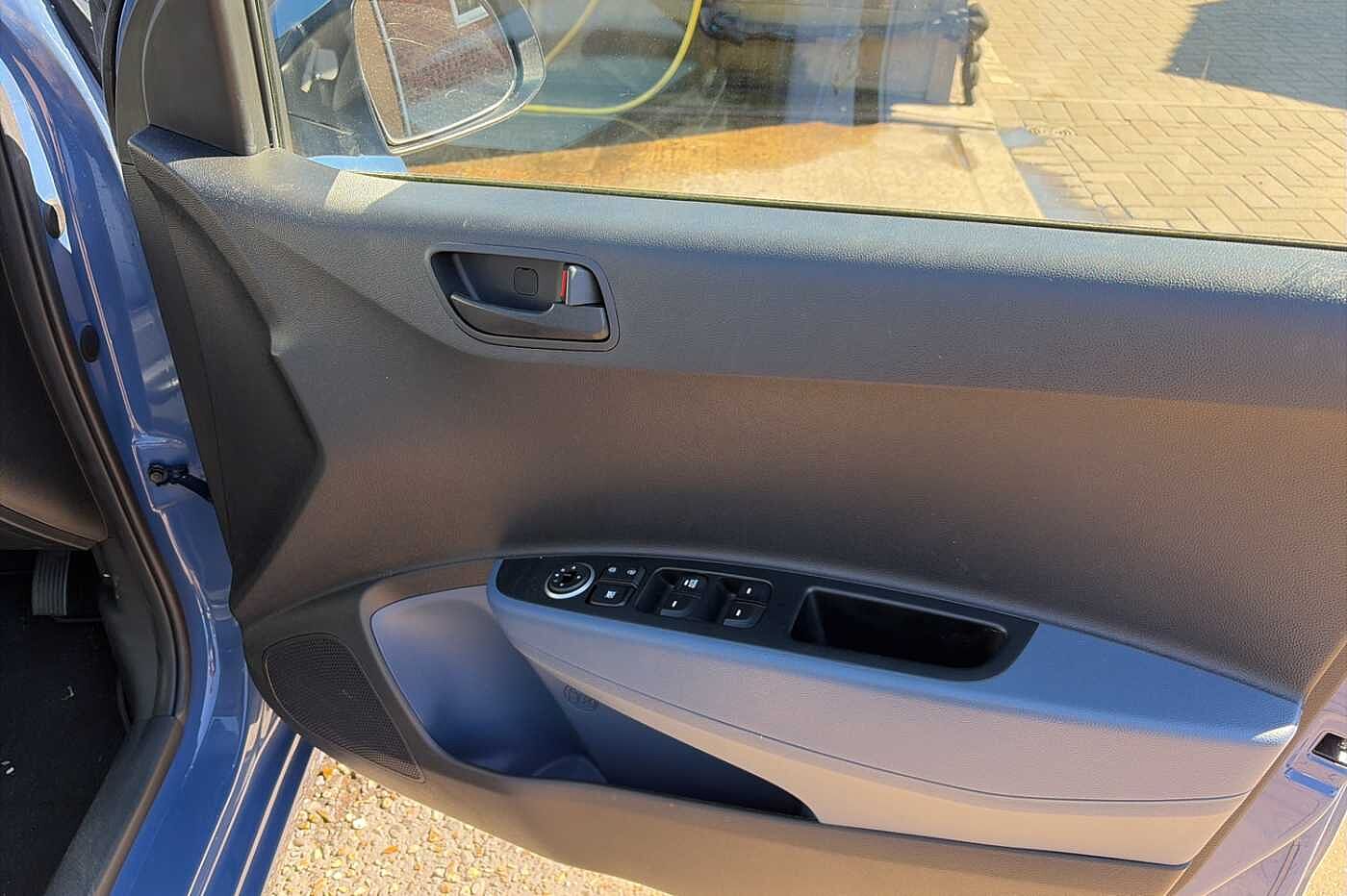 Used Hyundai i10 2016 for sale - 78021572: Photo 23