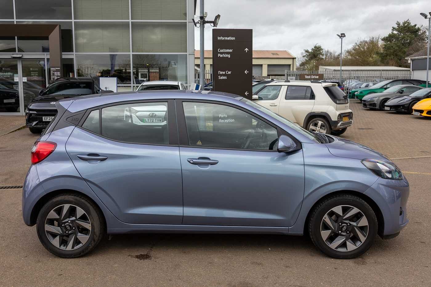 Used Hyundai i10 2024 for sale - 78021500: Photo 15