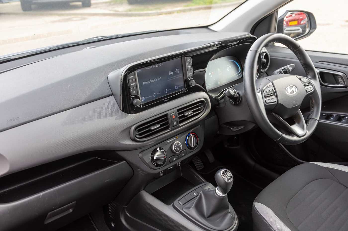 Used Hyundai i10 2024 for sale - 78021500: Photo 2