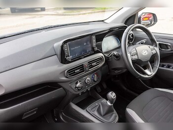 Used Hyundai i10 2024 for sale - 78021500: Photo