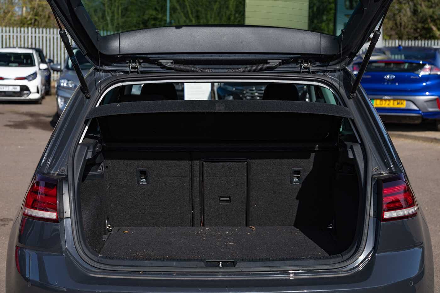 Used Volkswagen Golf 2020 for sale - 78021432: Photo 24