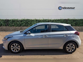 Used Hyundai i20 2019 for sale - 78165797: Photo
