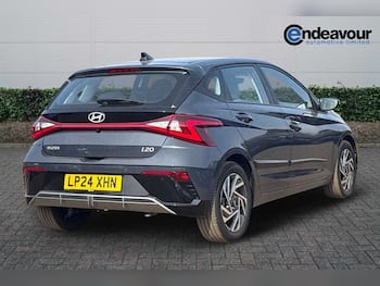Used Hyundai i20 2024 for sale - 79418604: Photo