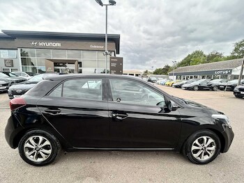 Used Hyundai i20 2018 for sale - 78486027: Photo