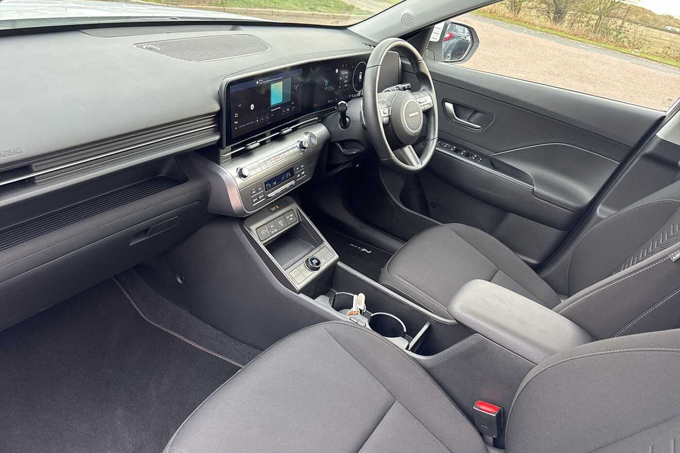 Used Hyundai KONA 2025 for sale - 78021387: Photo 2