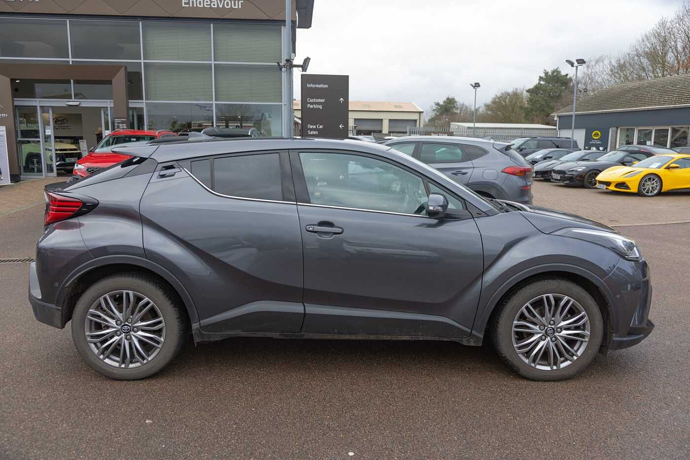 Used Toyota C-HR 2023 for sale - 78021428: Photo 15
