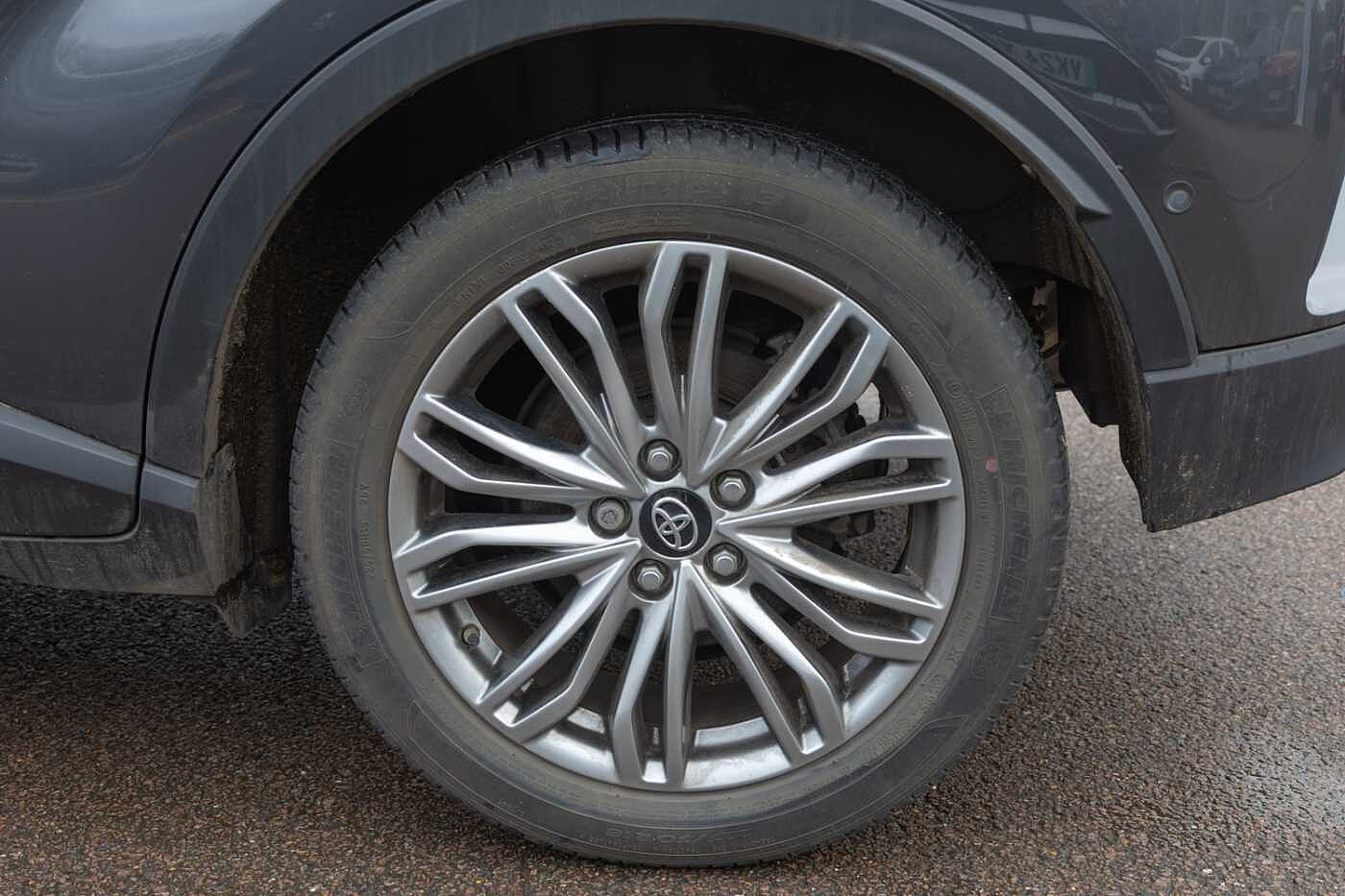 Used Toyota C-HR 2023 for sale - 78021428: Photo 5