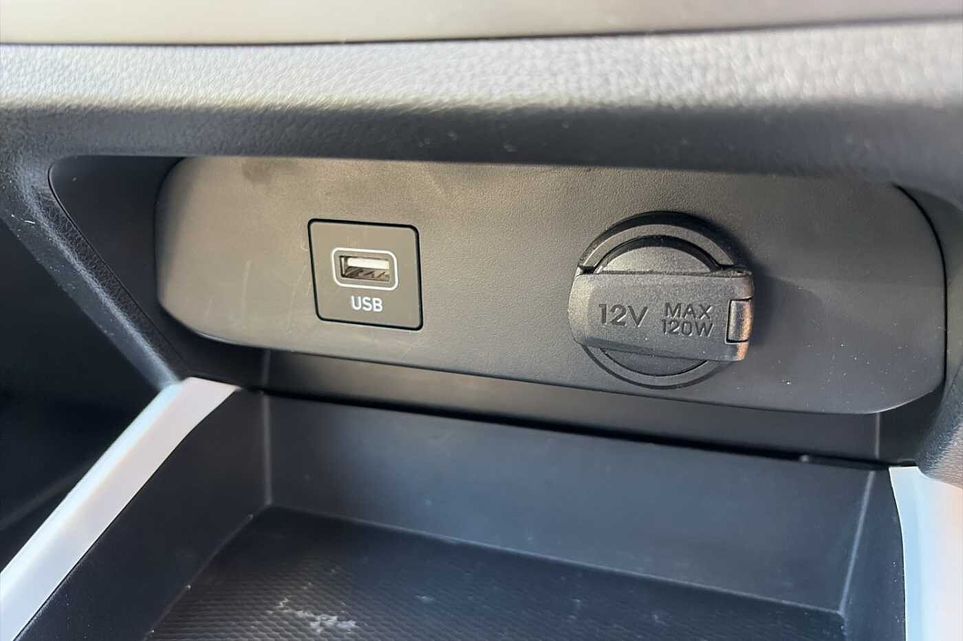 Used Hyundai i10 2022 for sale - 78021570: Photo 33