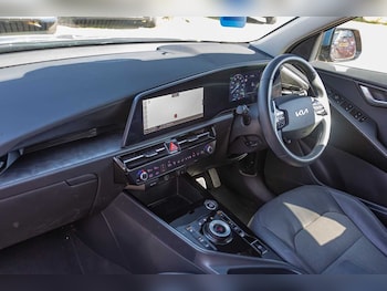 Used Kia Niro 2023 for sale - 78021538: Photo