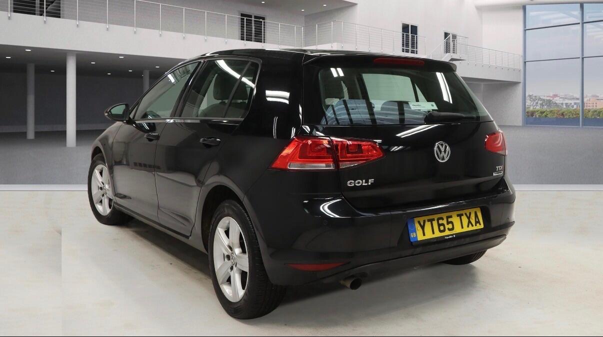 Used Volkswagen Golf 2015 for sale - 76952496: Photo 3