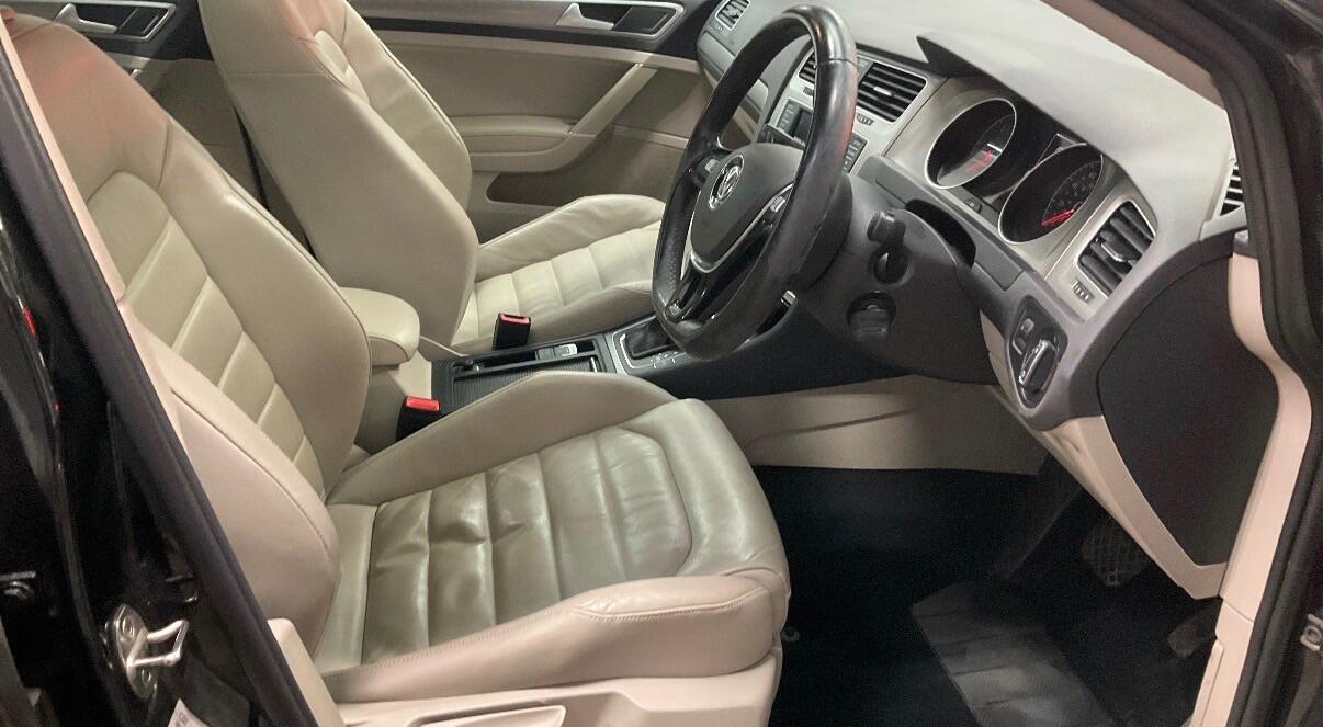 Used Volkswagen Golf 2015 for sale - 76952496: Photo 7