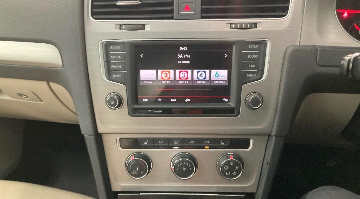 Used Volkswagen Golf 2015 for sale - 76952496: Photo 8