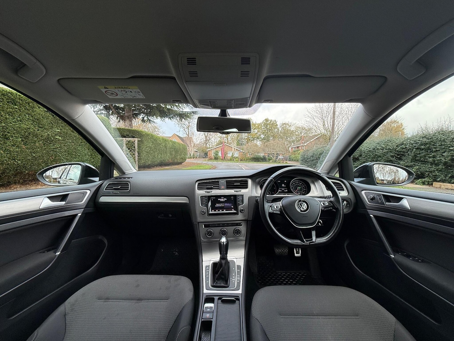 Used Volkswagen Golf 2015 for sale - 76671702: Photo 10