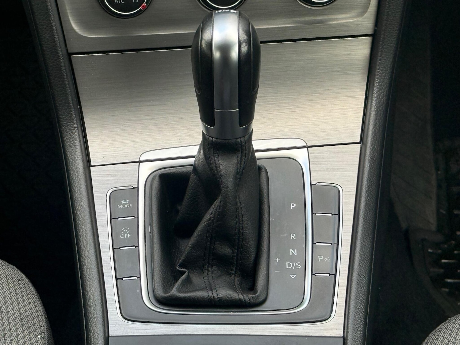 Used Volkswagen Golf 2015 for sale - 76671702: Photo 11