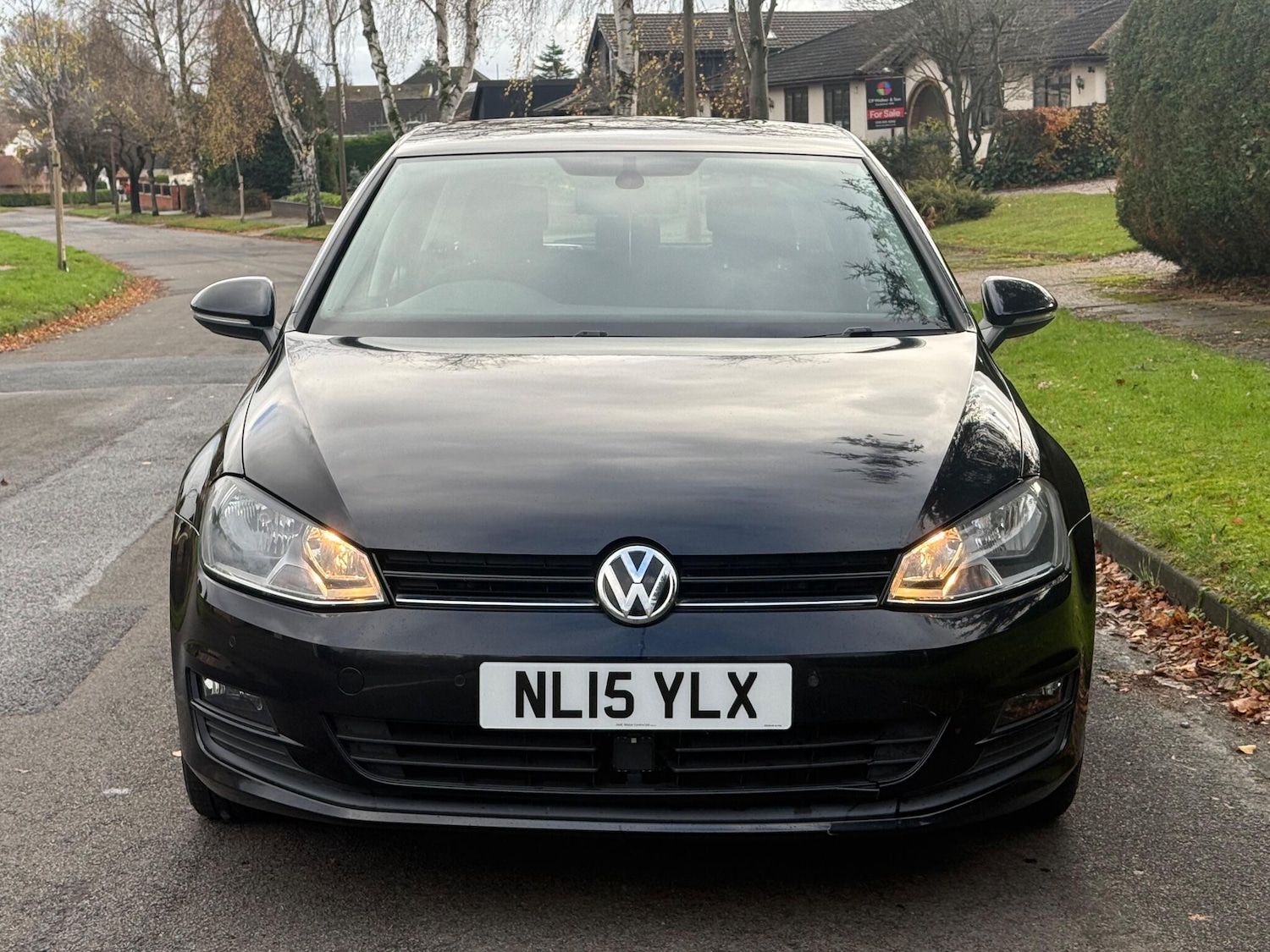 Used Volkswagen Golf 2015 for sale - 76671702: Photo 2