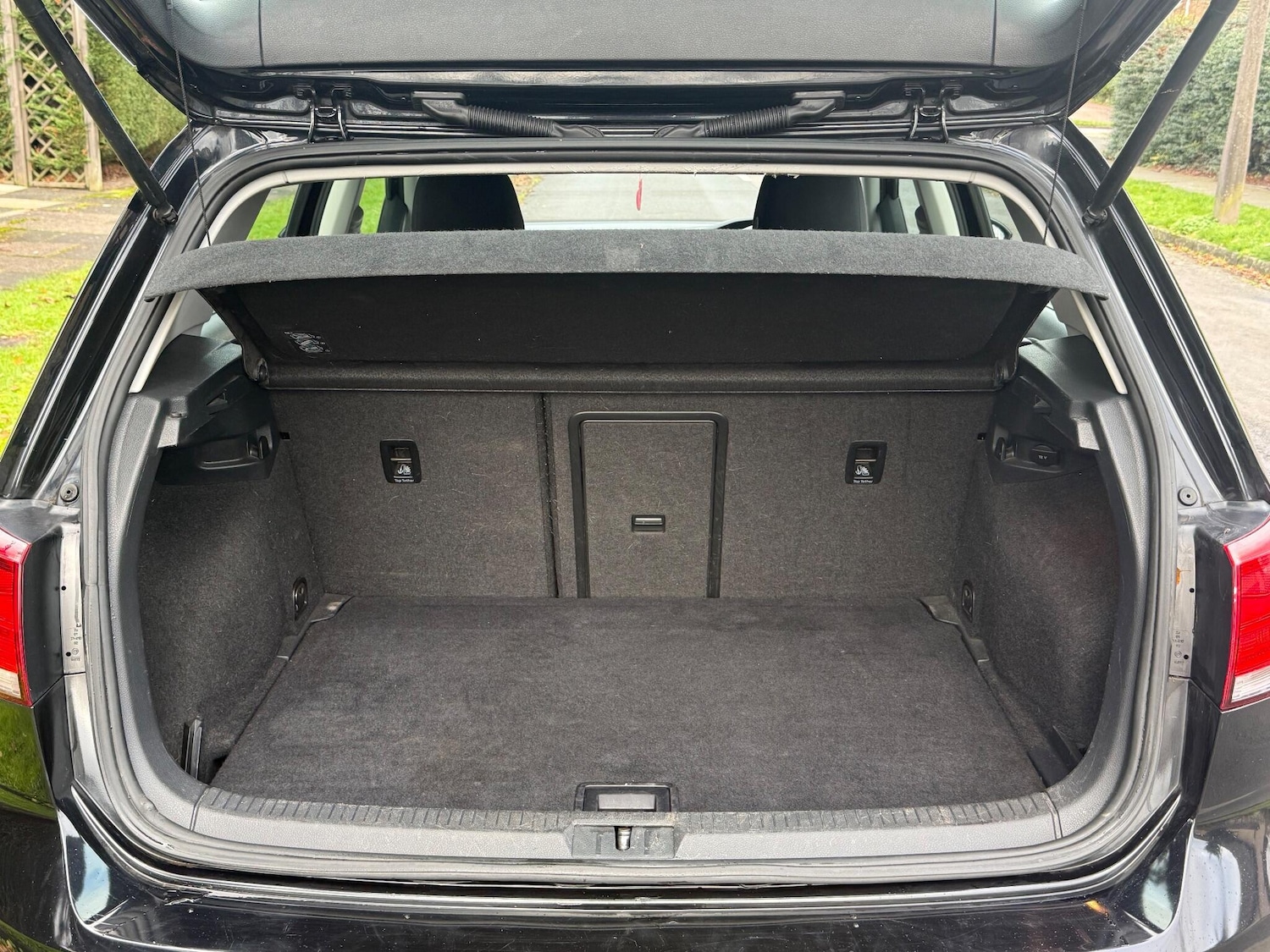 Used Volkswagen Golf 2015 for sale - 76671702: Photo 28