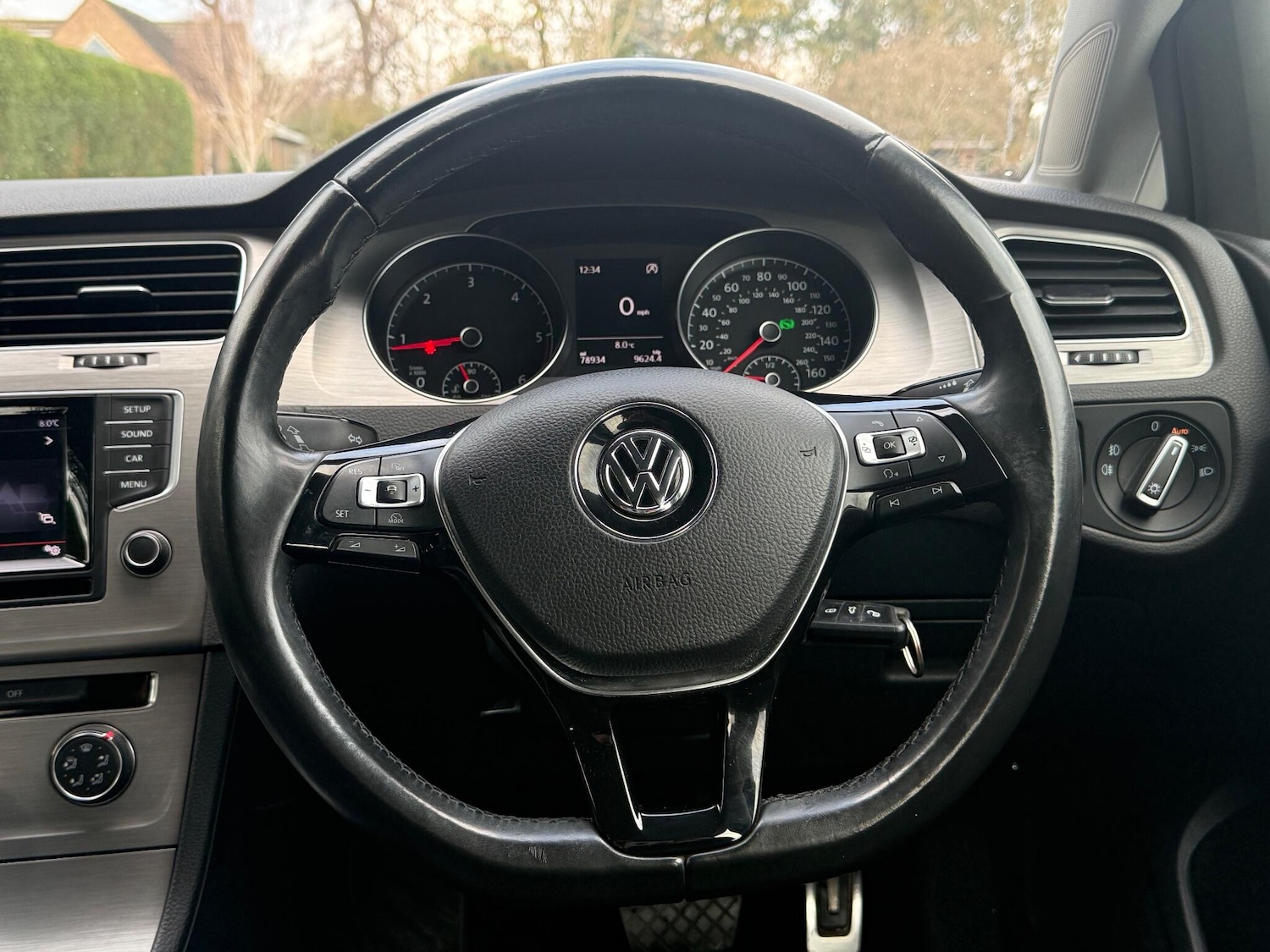 Used Volkswagen Golf 2015 for sale - 76671702: Photo 29