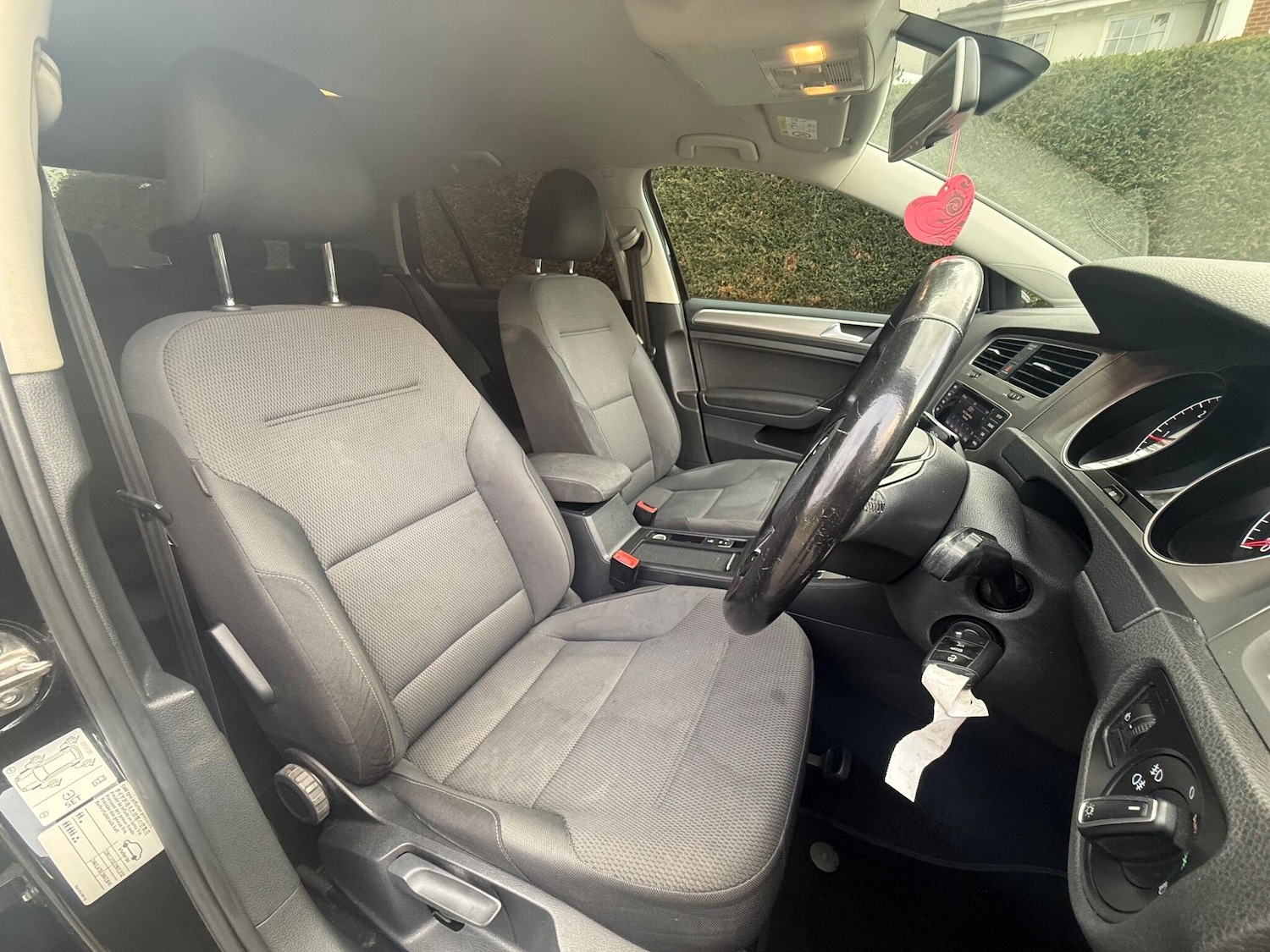 Used Volkswagen Golf 2014 for sale - 76560890: Photo 16