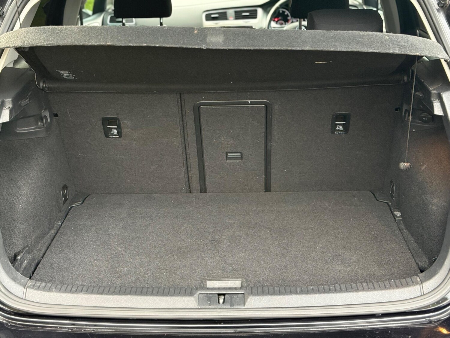 Used Volkswagen Golf 2014 for sale - 76560890: Photo 32