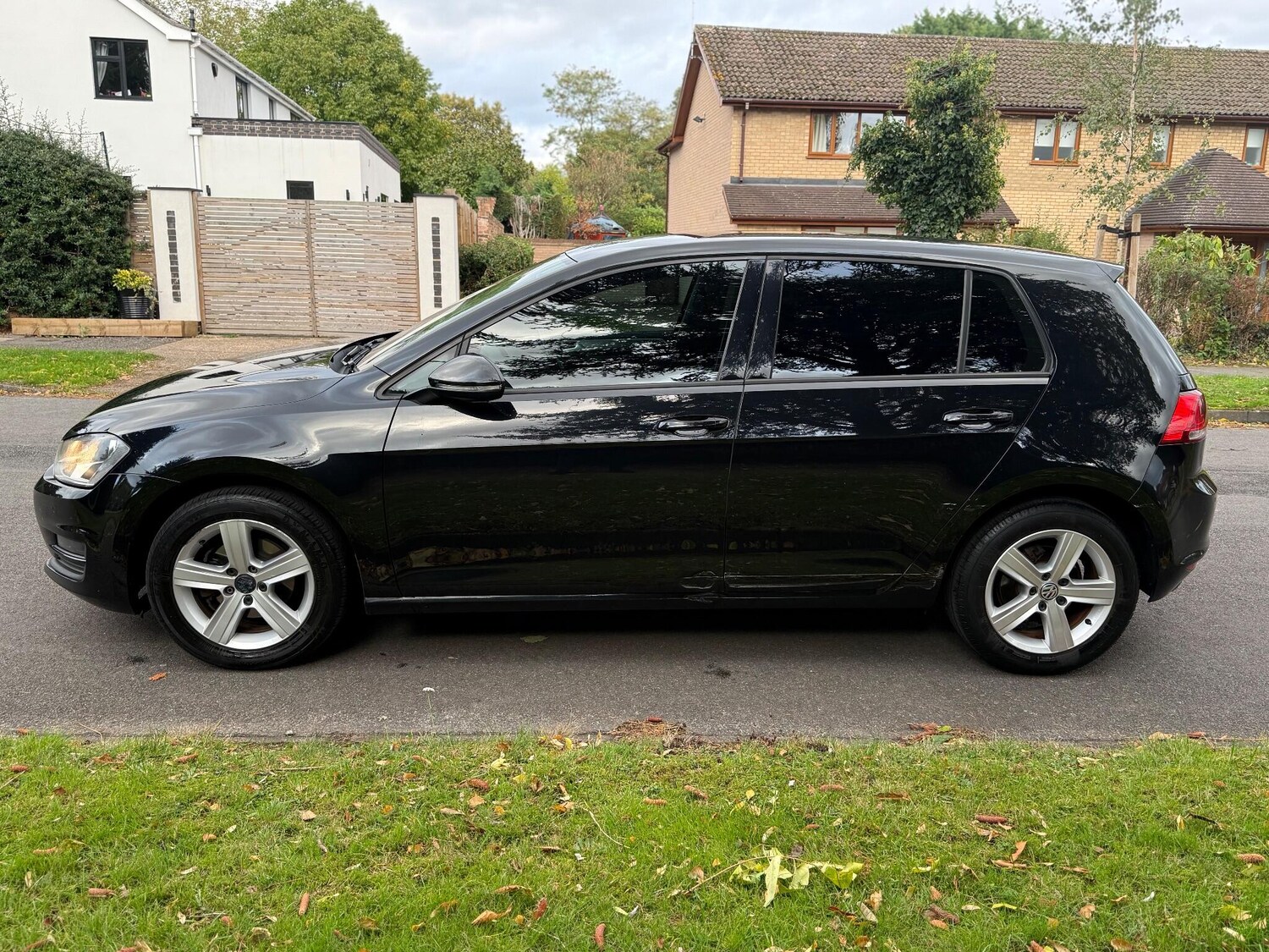 Used Volkswagen Golf 2014 for sale - 76560890: Photo 8