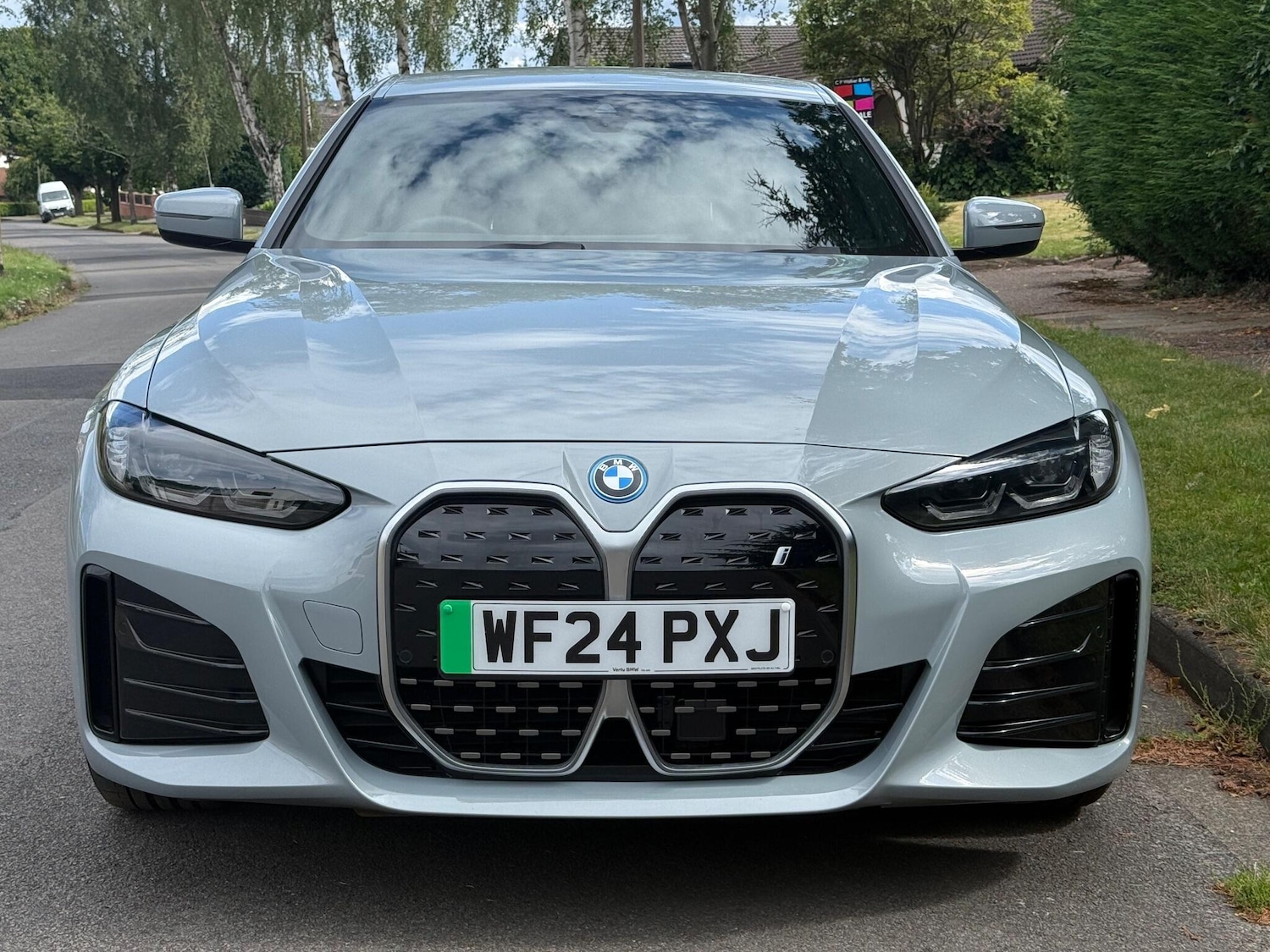 Used BMW i4 2024 for sale - 76561796: Photo 2