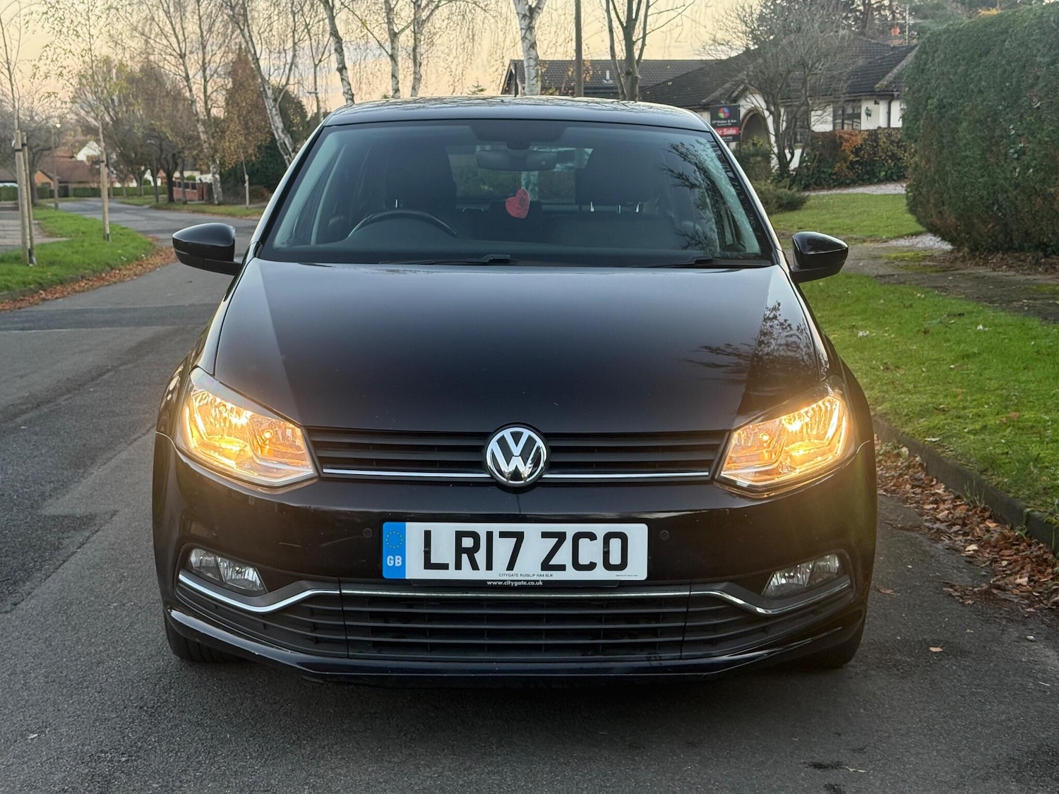 Used Volkswagen Polo 2017 for sale - 76765998: Photo 2