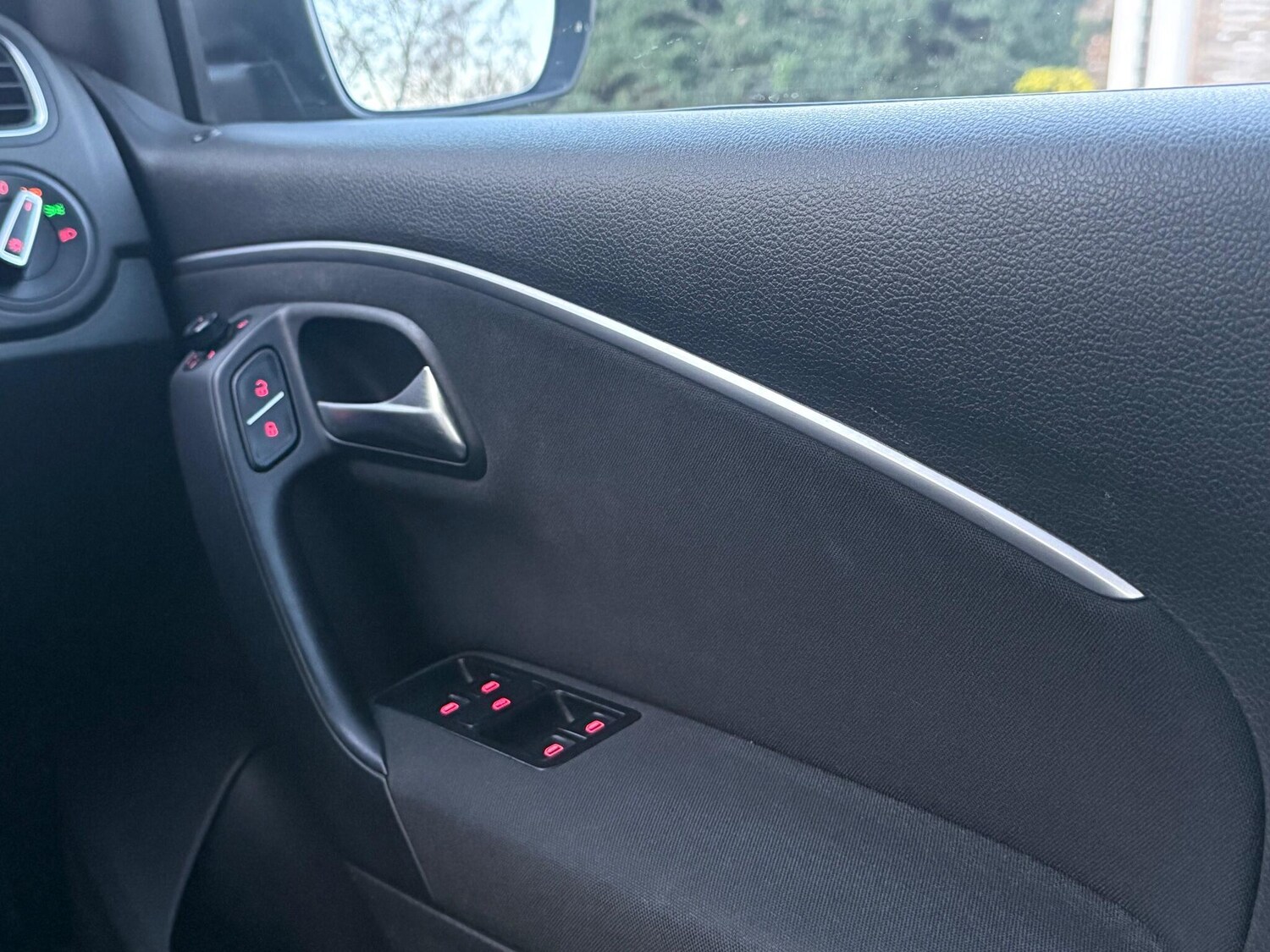 Used Volkswagen Polo 2017 for sale - 76765998: Photo 39