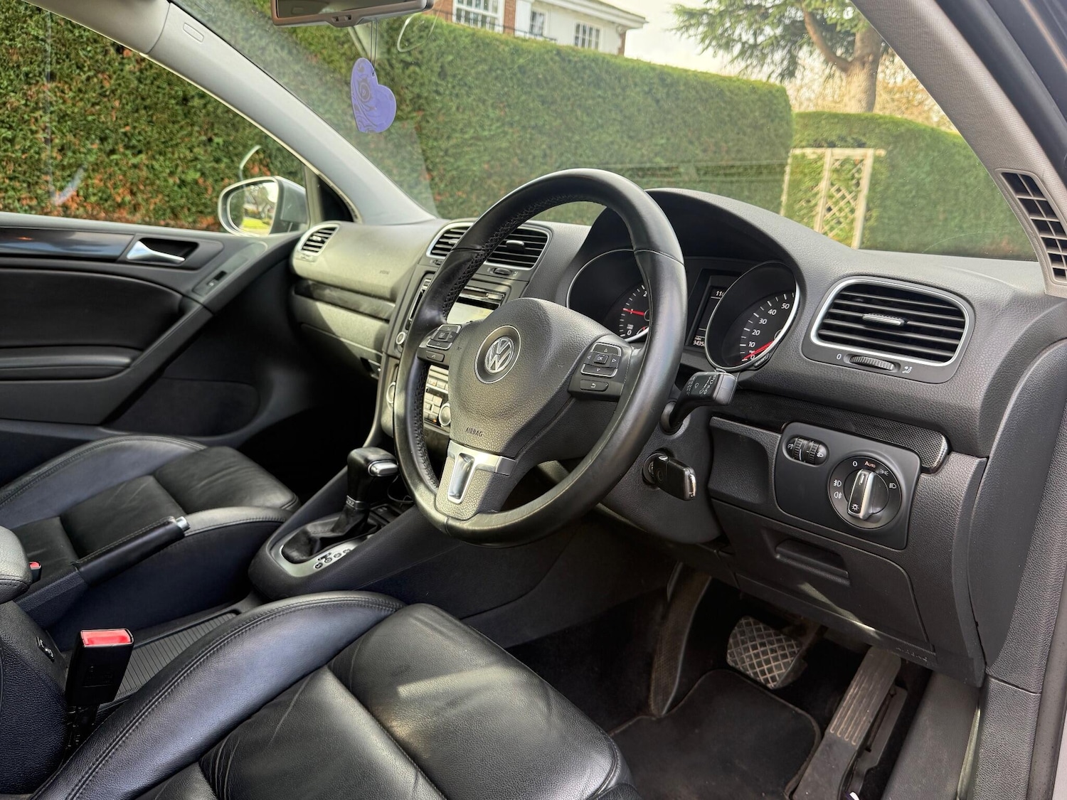 Used Volkswagen Golf 2010 for sale - 76633364: Photo 11