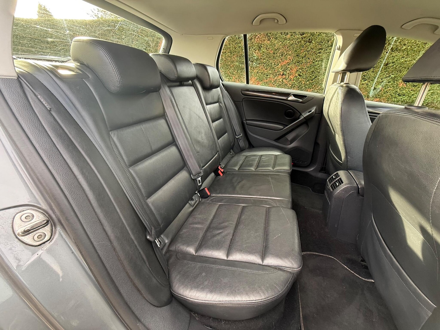 Used Volkswagen Golf 2010 for sale - 76633364: Photo 17