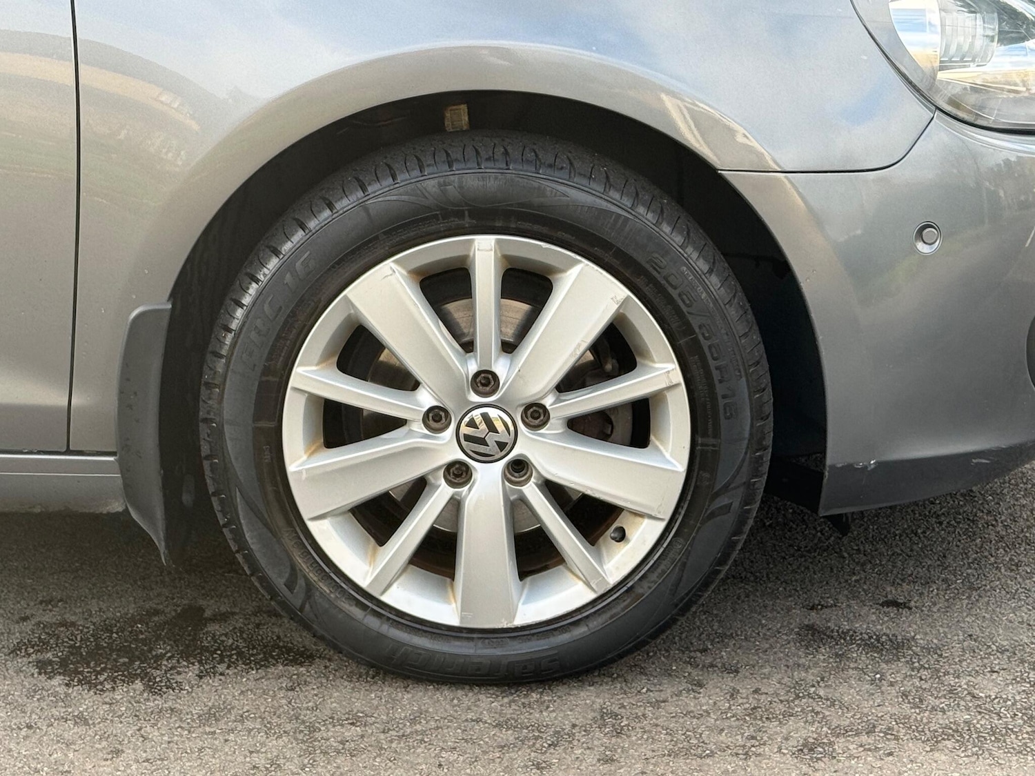 Used Volkswagen Golf 2010 for sale - 76633364: Photo 28