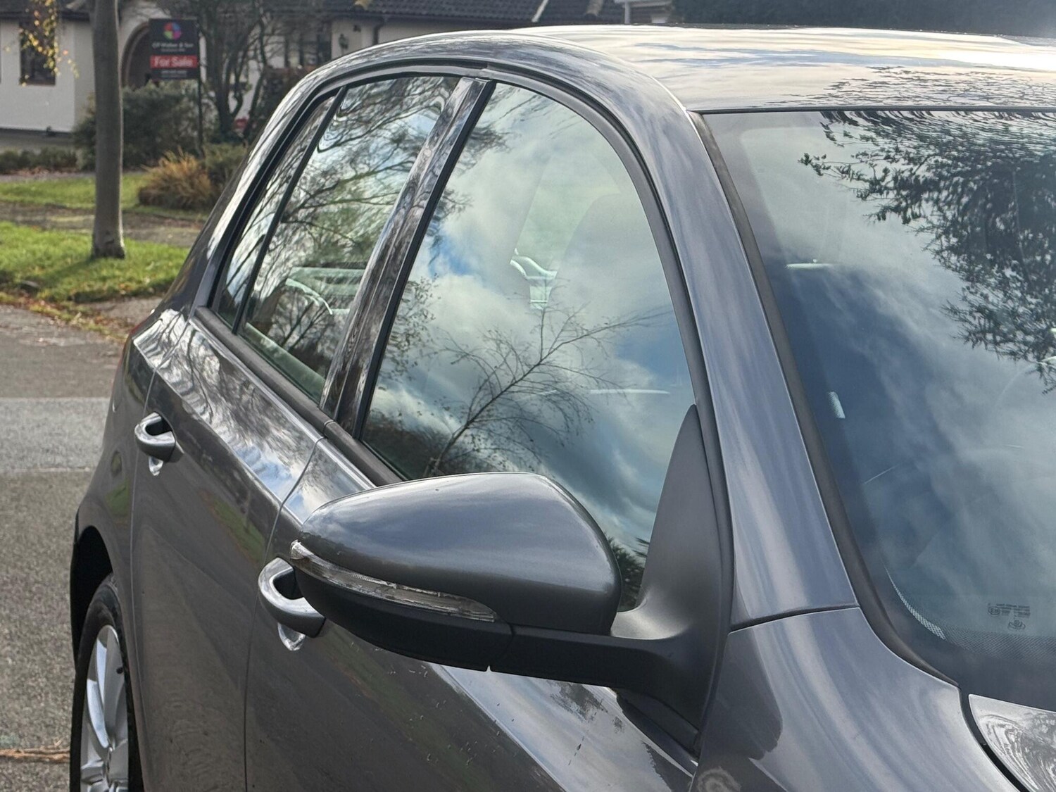 Used Volkswagen Golf 2010 for sale - 76633364: Photo 32