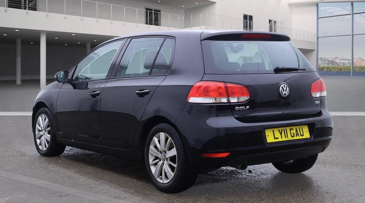 Used Volkswagen Golf 2011 for sale - 76952474: Photo 3