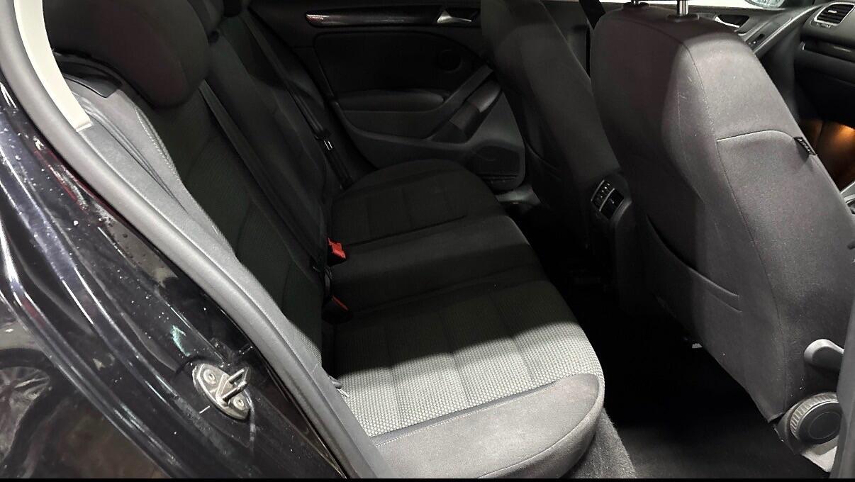 Used Volkswagen Golf 2011 for sale - 76952474: Photo 7