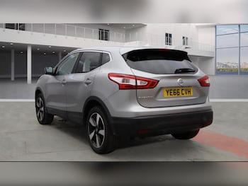 Used Nissan Qashqai 2016 for sale - 76562091: Photo