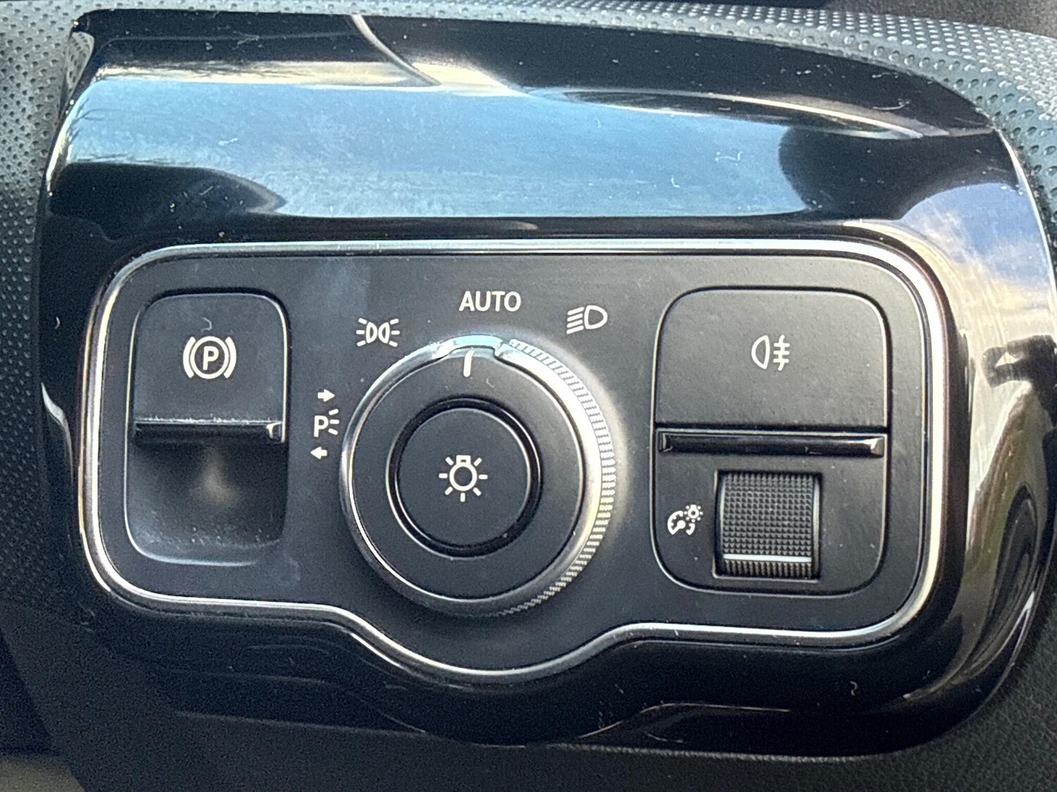 Used Mercedes-Benz A-Class 2019 for sale - 76644623: Photo 27