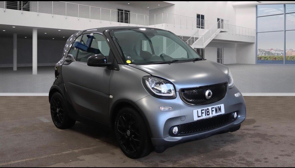Used smart fortwo 2018 for sale - 76772262: Photo 1