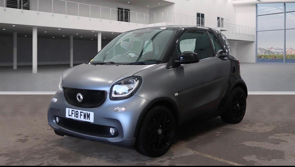 Used smart fortwo 2018 for sale - 76772262: Photo 2