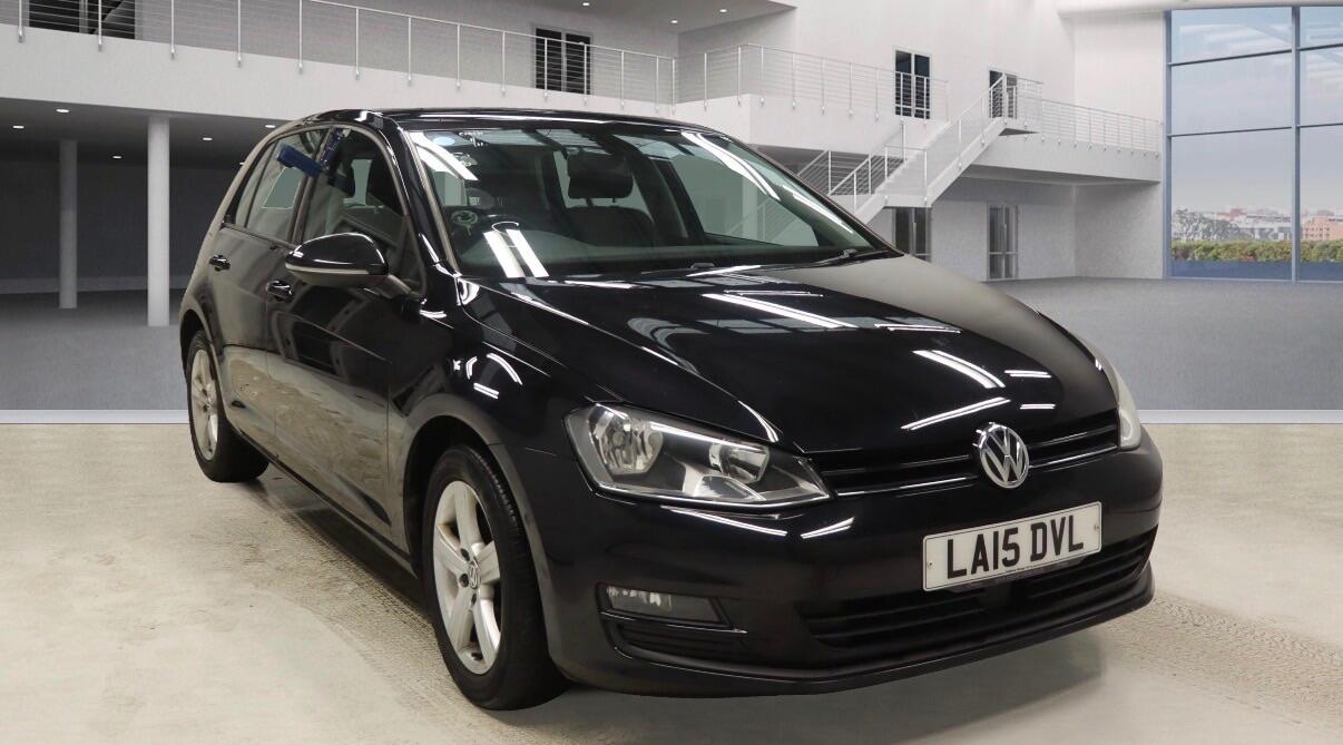 Used Volkswagen Golf 2015 for sale - 76562480: Photo 1