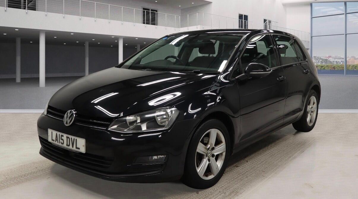 Used Volkswagen Golf 2015 for sale - 76562480: Photo 2