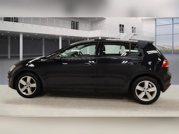 Used Volkswagen Golf 2015 for sale - 76562480: Photo