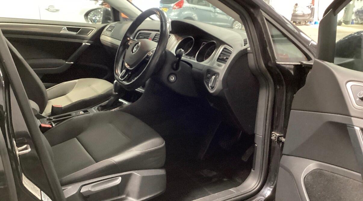 Used Volkswagen Golf 2015 for sale - 76562480: Photo 7