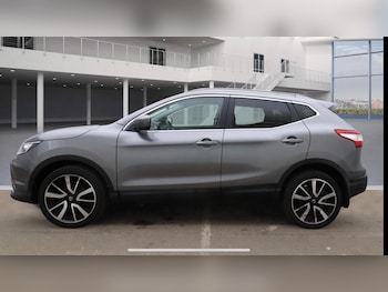 Used Nissan Qashqai 2016 for sale - 76592493: Photo