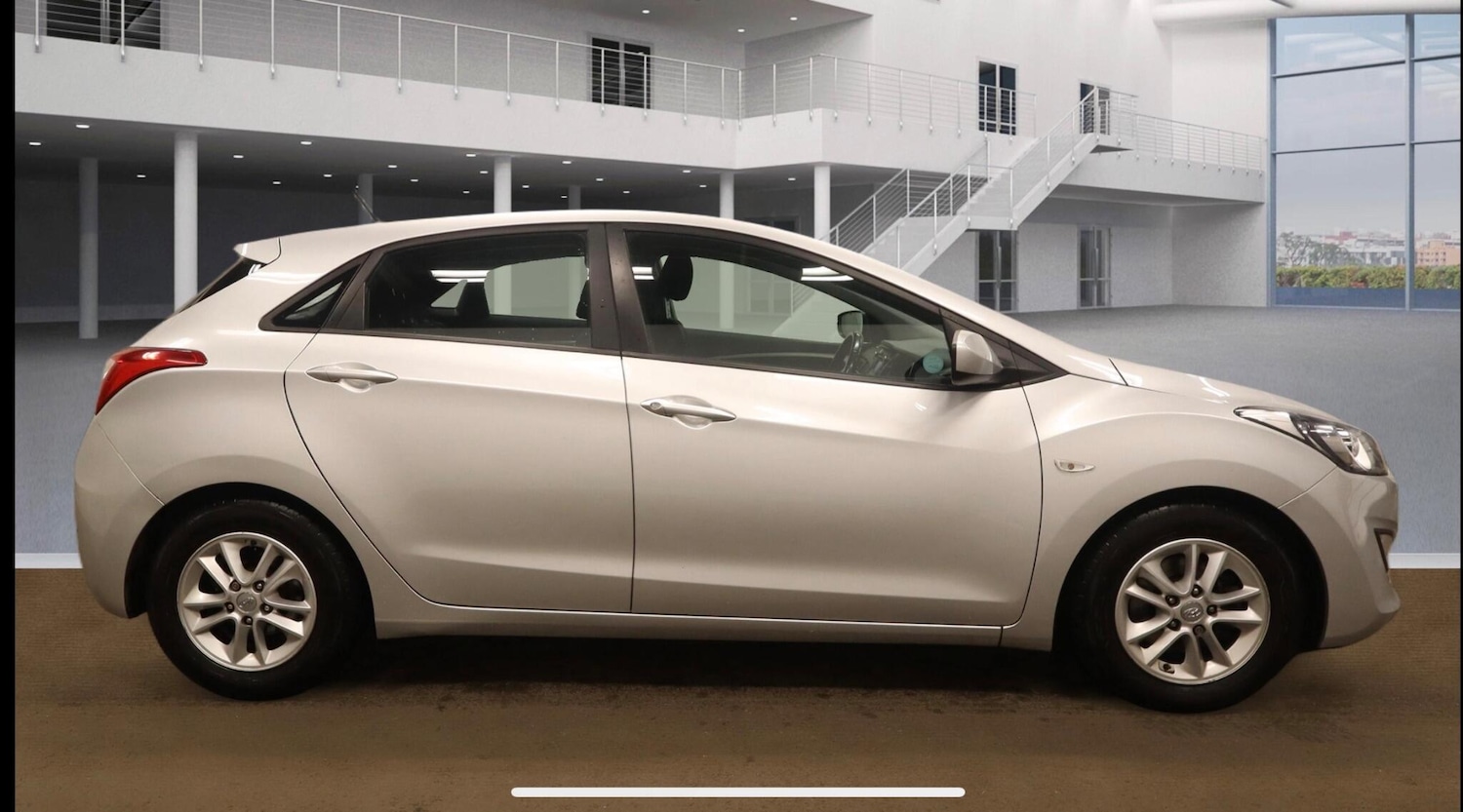 Used Hyundai i30 2015 for sale - 77131895: Photo 5