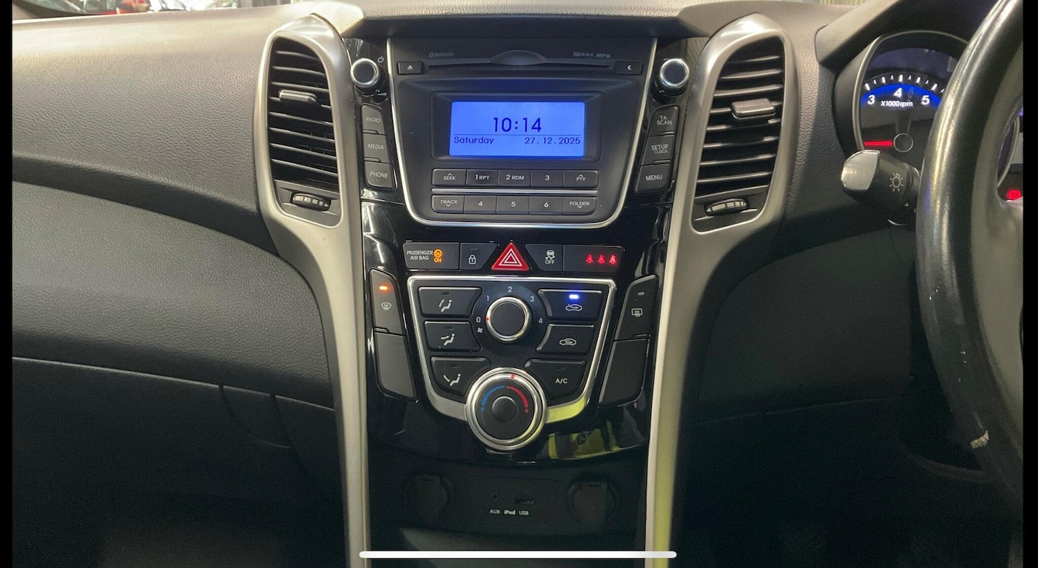 Used Hyundai i30 2015 for sale - 77131895: Photo 9